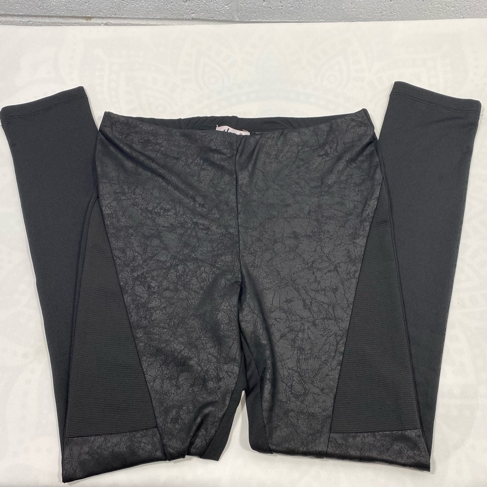 Dex leggings with leather and ribbed look front​​​​​​​​​